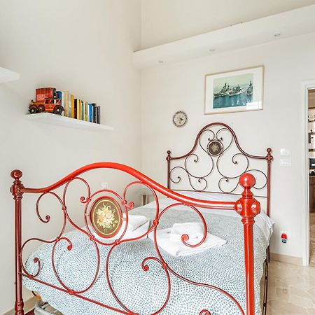 Bright Apartment With Private Garden And Balcony Florença Exterior foto